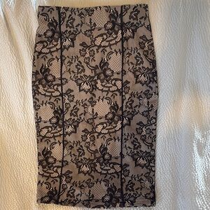 Elegant Black Lace Pencil Skirt
